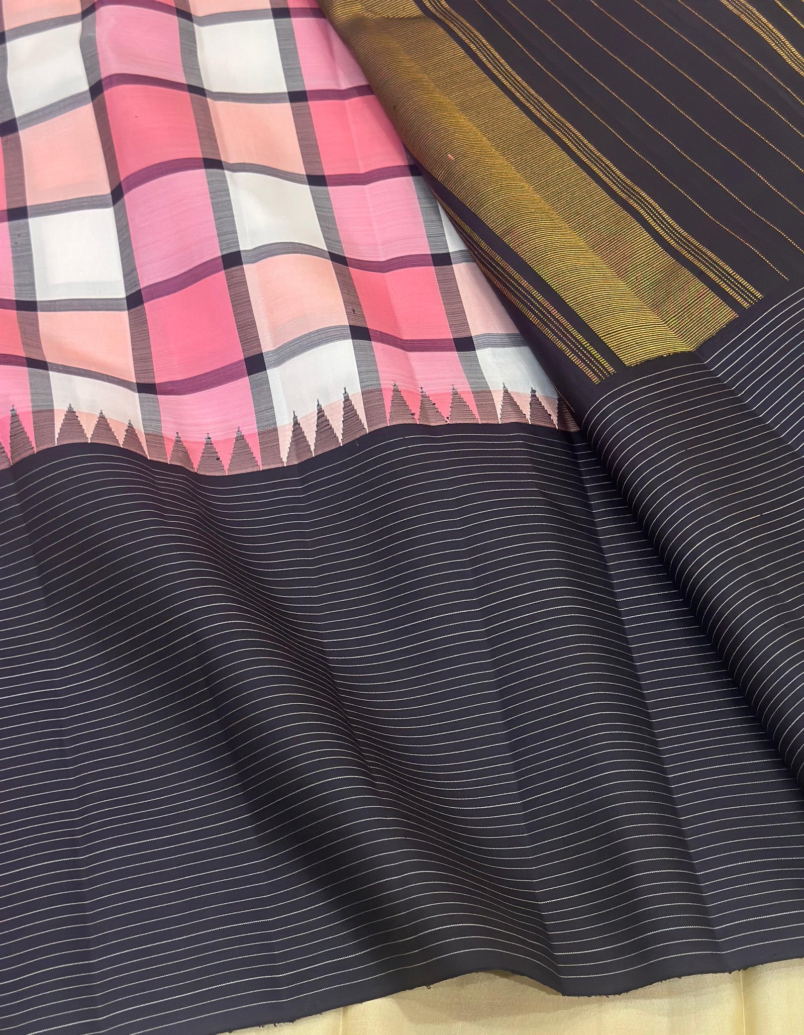 Peach Kanchipuram Handloom Bridal Silk Saree